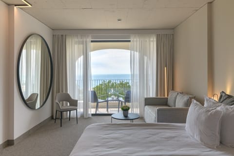 Superior Double, Sea View | Hypo-allergenic bedding, minibar, in-room safe, desk