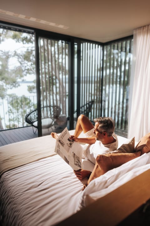 Signature Villa | Egyptian cotton sheets, premium bedding, memory foam beds