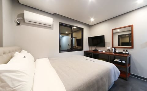 Room (Economy Ocean View (sunrise ocean vie) | 1 bedroom, free WiFi, bed sheets