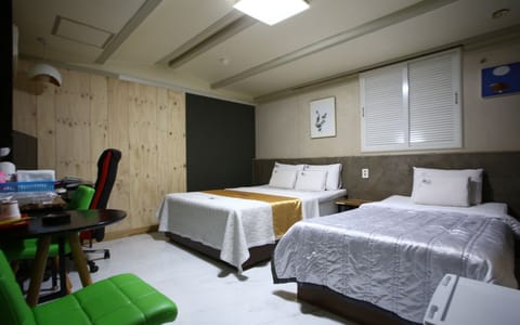 Room (Twin) | 1 bedroom, free WiFi, bed sheets