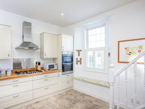 Kitchen | The Old Toll House, Shaldon, near Teignmouth