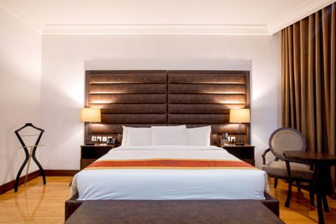 Executive Room | Egyptian cotton sheets, premium bedding, down comforters