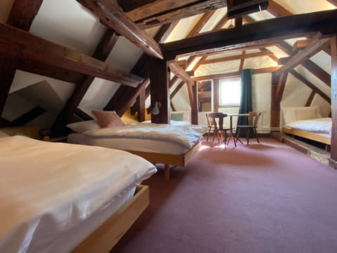 Standard Shared Dormitory | Hypo-allergenic bedding, free WiFi, bed sheets