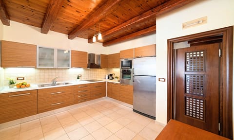 Villa Stelios | HotelPraxis Group