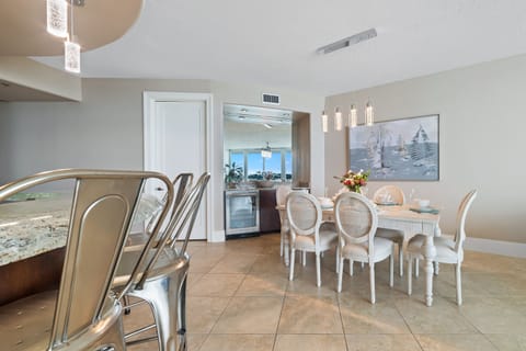 Experience upscale living in this meticulously designed condo, where every detail contributes to a comfortable and luxurious coastal experience.