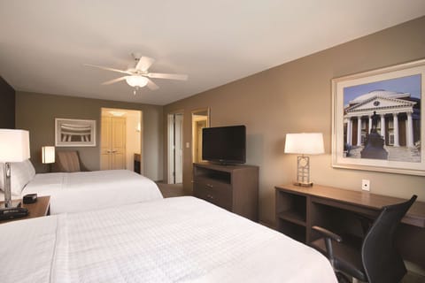 Suite, 1 Bedroom, Accessible, Bathtub | Premium bedding, desk, laptop workspace, blackout drapes