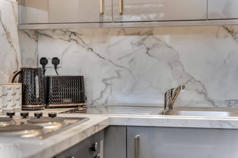 Apartment, 1 Bedroom | Interior