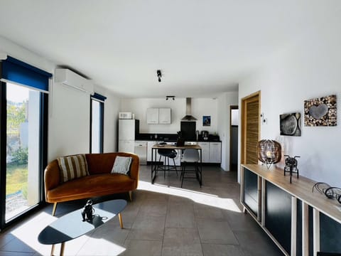 overview of the living room kitchen