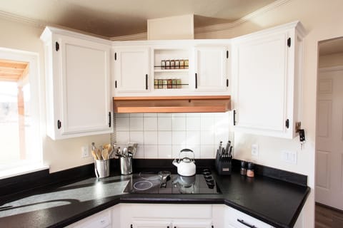 Large updated kitchen to meet your gourmet needs