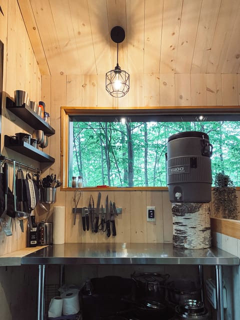 Mini Chalet LE KAMP - Glamping / Hiking | Private kitchen | Paper towels