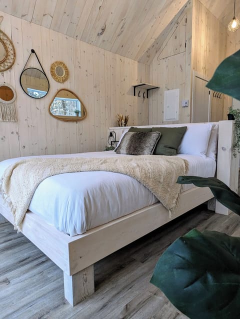 Mini Chalet NORDIK - Glamping / Hiking | Free WiFi, bed sheets