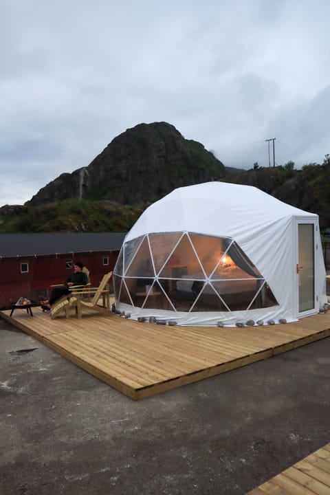 Basic Double Room | Individually decorated, desk, blackout drapes, bed sheets