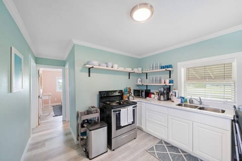 A kitchen perfect for preparing meals for the family!