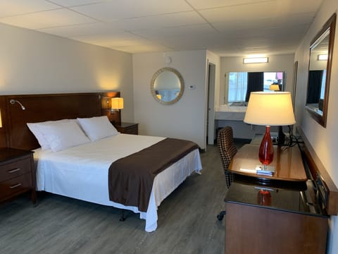 King Room | Free WiFi, bed sheets