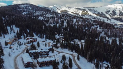 Only 5 minutes away from fun restaurants and stores at the Resort Village