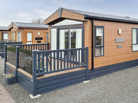 Exterior | Glen Clova, Forfar