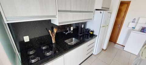 Premium Apartment | Private kitchen | Full-size fridge, microwave, oven, blender