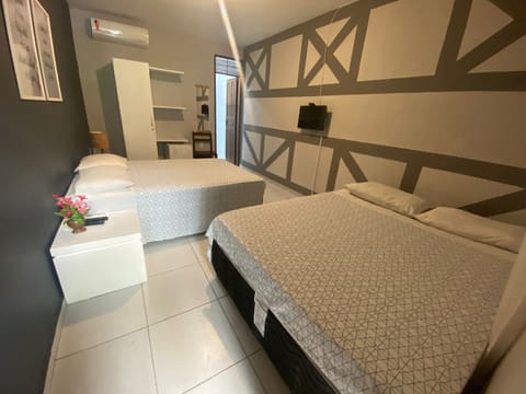 Standard Quadruple Room | Minibar, individually decorated, desk, free WiFi