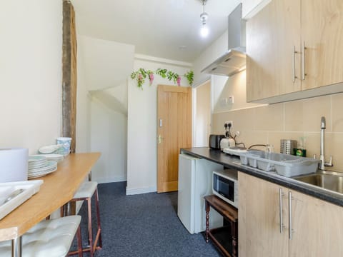 Kitchen | Greystones Nawab Annex B - Greystones, Flagg, Buxton