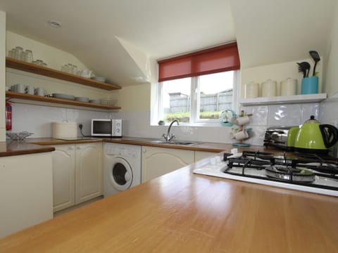 Well appointed kitchen | Watermark - Glendorgal, Newquay