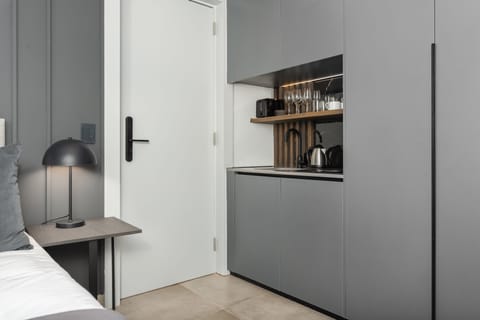 Classic Studio | Private kitchenette | Mini-fridge, microwave, stovetop, electric kettle