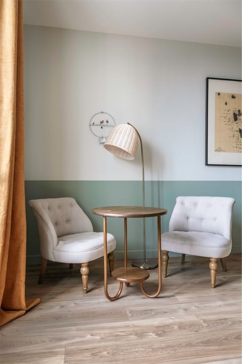 Superior Double Room, Courtyard View (La Louise)