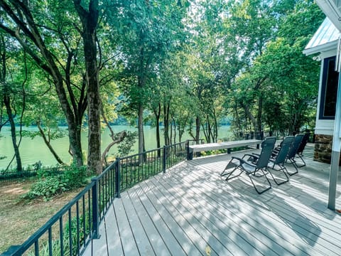 The back patio has views to die for of The White River!