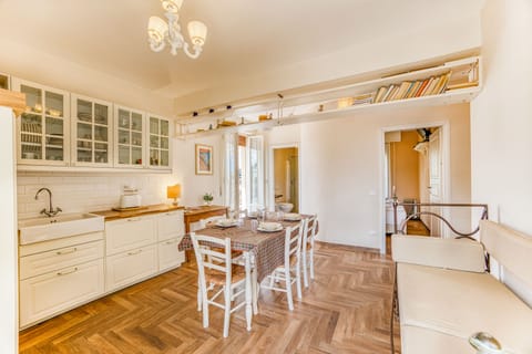 Standard Apartment, 2 Bedrooms (Terrazza Apuana A Few Steps From The) | Interior