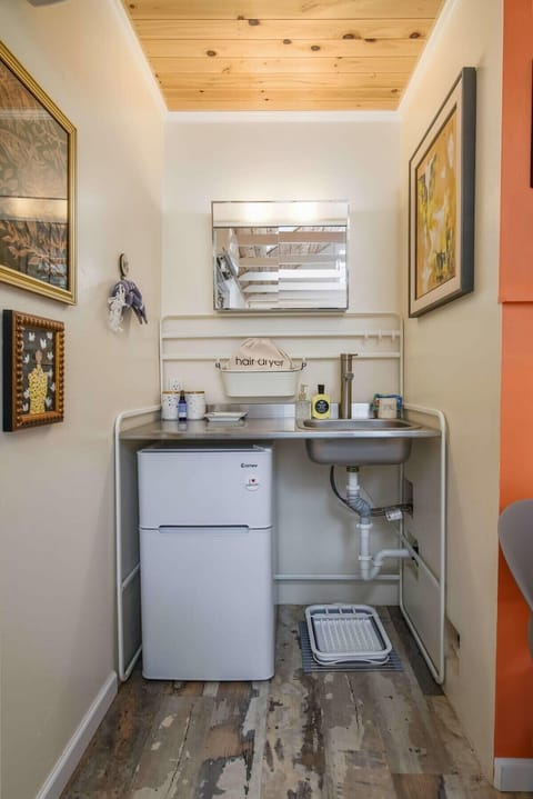 #StayinMyDistrict Sellwood Private Garden Casita. #bookdirect #stayinmydistrict