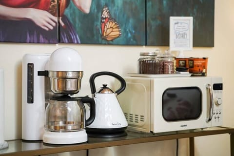 #StayinMyDistrict Sellwood Private Garden Casita. #bookdirect #stayinmydistrict