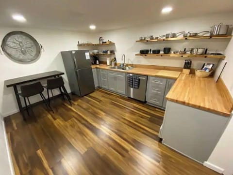 Kitchen has all of the essentials along with two induction countertop hotplates