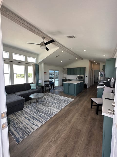 Premier Cabin, 1 King Bed with Sofa bed, Lake View | Private kitchen | Full-size fridge, microwave, oven, stovetop