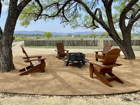 AWAY AT THE RIVER - Look at those mountain range views!
Stunning fire pit views for night time s'mores or a drink in hand to just talking about life.