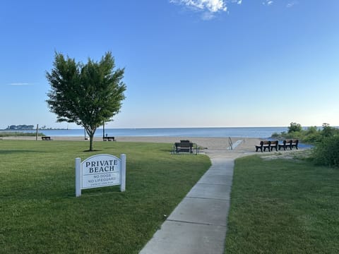 Private Association Beach - Passes provided