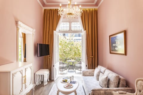 Executive Suite, Balcony | Living area | Smart TV, tablet