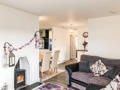 Dining Area | Ballygroggan Bungalow - Ballygroggan Farm, Machrihanish, near Campbeltown