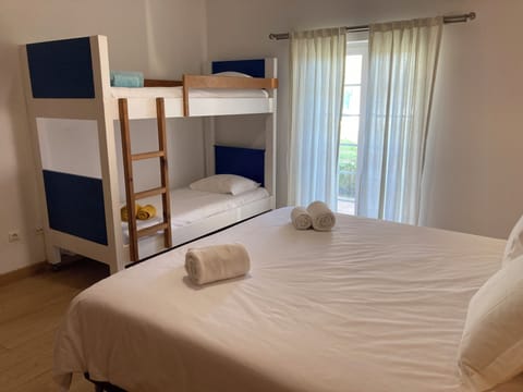 Superior Quadruple Room | Free WiFi, bed sheets