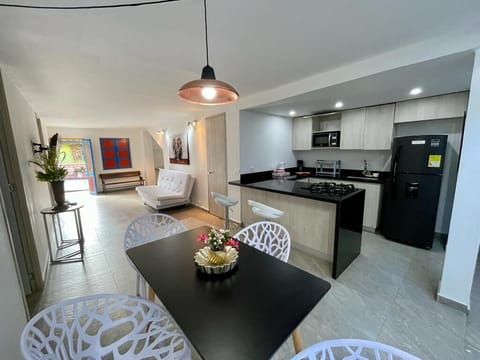 Family Apartment | Private kitchen | Full-size fridge, microwave, oven, blender