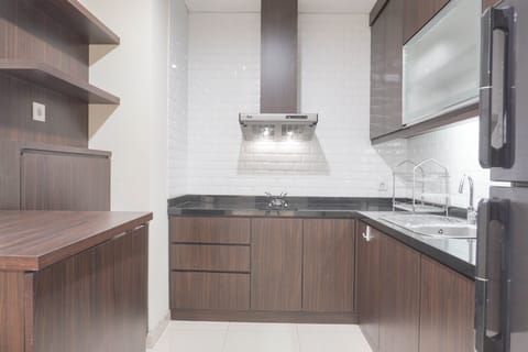 Room | Private kitchen | Fridge, microwave, stovetop, dishwasher