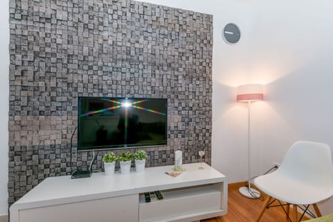 Apartment (A1) | Television