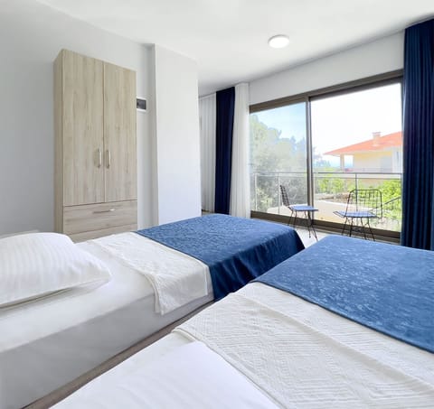 Family Room, Sea View | Premium bedding, travel crib, free WiFi, bed sheets