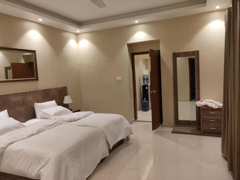 Deluxe Double Room | Free WiFi, bed sheets