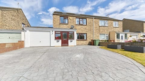 Shorty's, Amble - Host & Stay