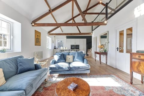 The Old Workhouse, Alnwick - Host & Stay