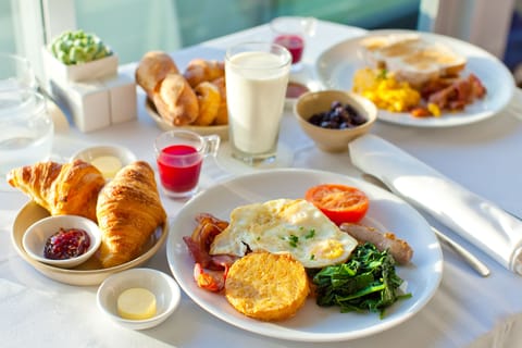 Daily buffet breakfast (USD 16.00 per person)
