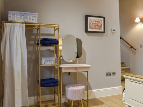 Double bedroom | The Old Shippon at New Ringstones Farm, Rowarth