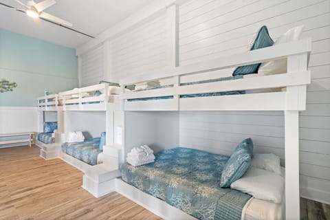 Nest of tranquility for the weary traveler with these built in full/queen beds!