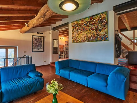 Property, Furniture, Couch, Green, Decoration, Blue, Azure, Interior Design, Table, Lighting