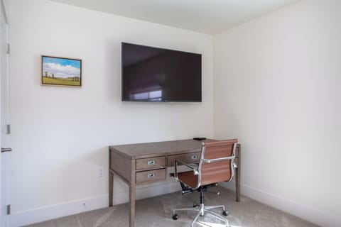 Work from home | Upper Level