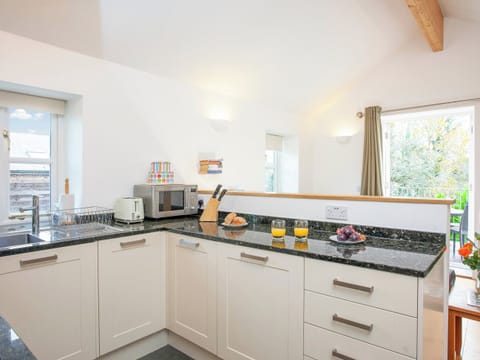Kitchen | Old Dairy - Cornish Holiday Escapes, Near Helston